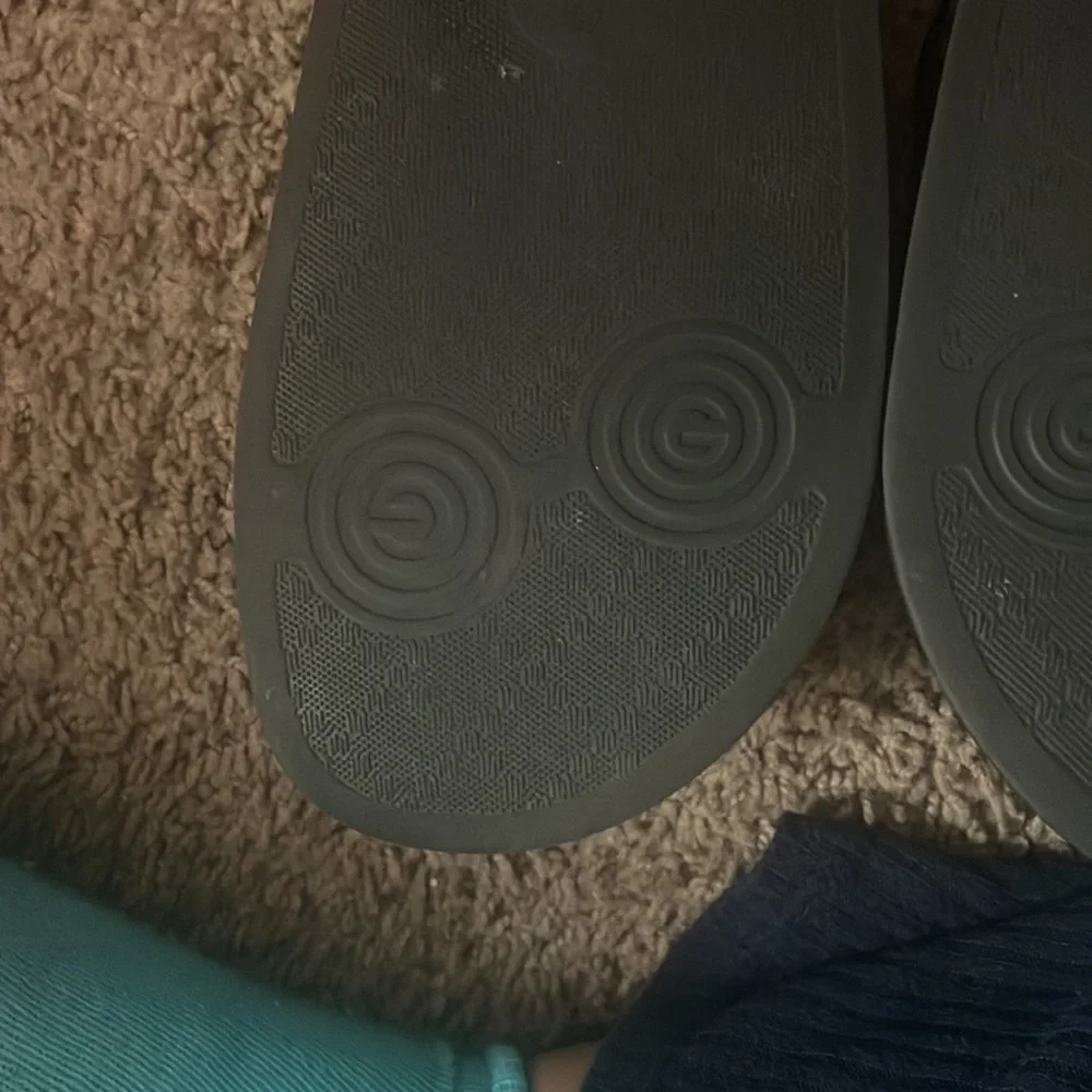 Slides - Picture 4 of 4